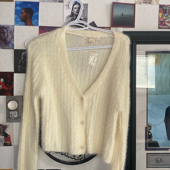 Aeropostale sweater, size large - Picture 1 of 2